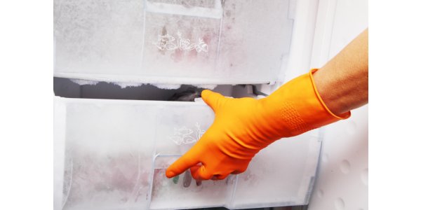 Defrost problem in refrigerator